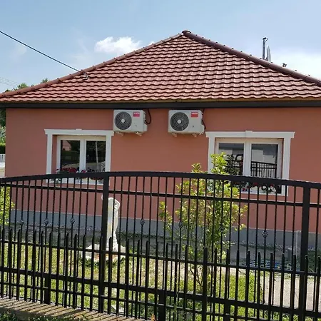 Vila Rajmund Vendeghaz Balatonkeresztúr Exteriér fotografie