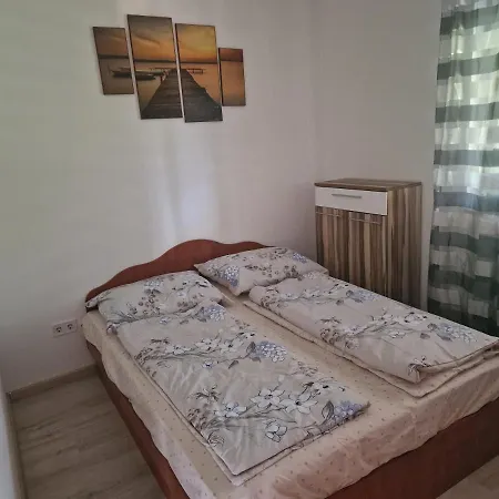 Vila Rajmund Vendeghaz Balatonkeresztúr Exteriér fotografie